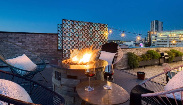 Epic Apt in Downtown Tijuana: Rooftop+Fire Pit, Gym, Lounge