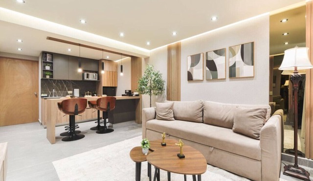 Esmeralda Luxury Suite | Centrito Valle SPGG