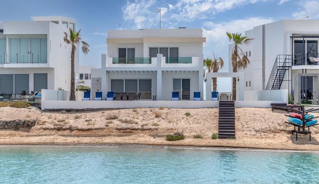 Exclusive: Casa Atardecer with Stunning Laguna Views at Islas Del Mar