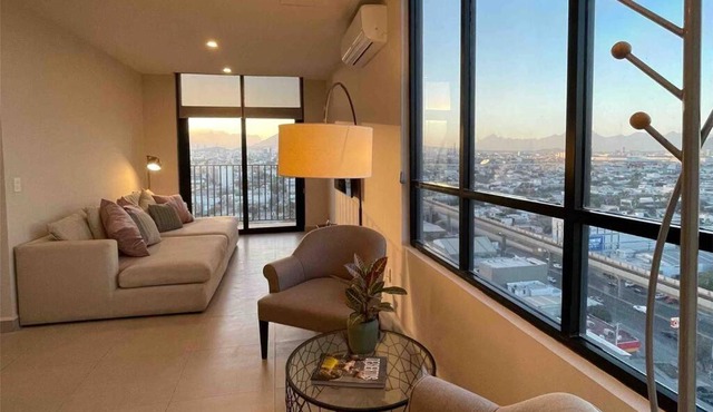 Exclusivo departamento a un lado de la Arena Mty, Fundidora y Cintermex
