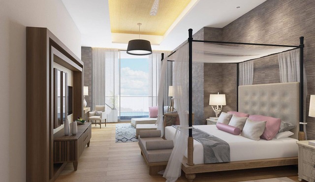 Expansive Residence with Endless Amenities in an Award-Winning Resort Setting