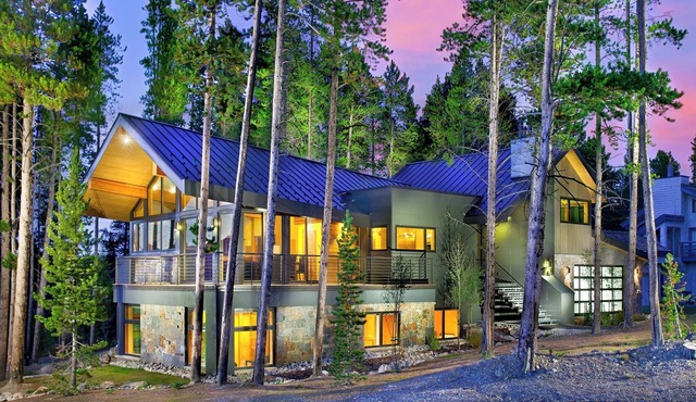 Experience luxury in this 4-bedroom Cloud Cabin in Breckenridge! in Breckenridge