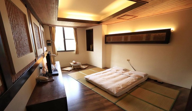 Fenchihu Hotel