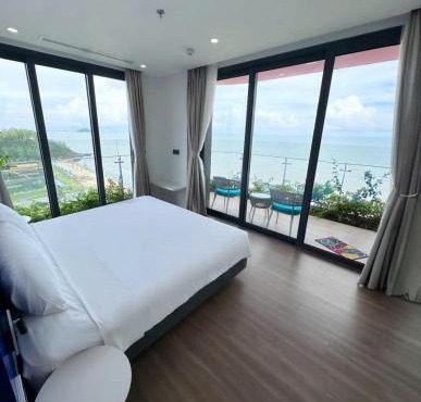 Flamingo Hai Tien Beach Resort