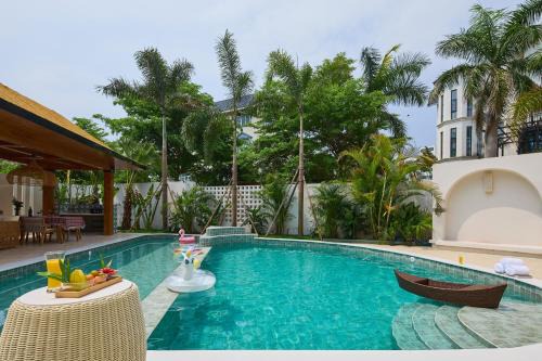 Floral Lux Hotel Lingguo Noble Villa