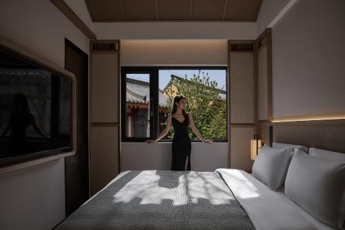 Floral Lux Hotel Luoyang Xiangshan Courtyard Private Hot Spring Retreat Inn