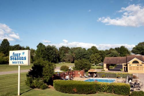 Four Seasons Lodging in Mount Vernon