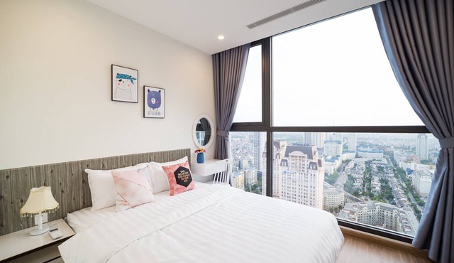[FREE MASSAGE] Luxury Vinhomes Skylake 2BRs