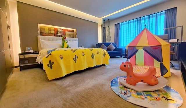 Furama Hotel Dalian