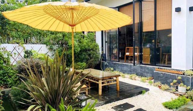 Fuxian Lake Qishe B&B