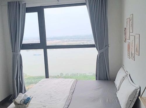 GÂY THƯƠNG NHỚ Homestay Phòng Vinhomes grand park tầng 33, hướng sông, Phòng tắm riêng