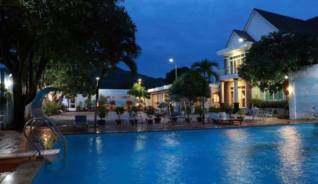 Gold Stars Hotel