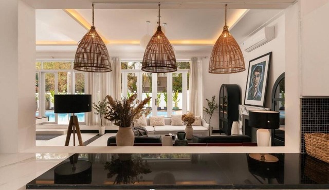 Gorgeous Grand Pool Villa in D2 by Ray