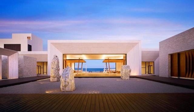 Great prices for a 2050 sqft suite @ luxurious Nobu Resort