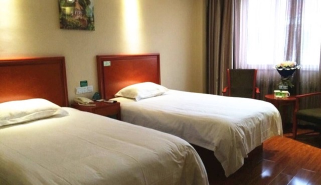 GreenTree Inn Jinan Gaoxin District Suncun New District Express Hotel