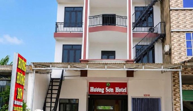 Hương Sơn Hotel
