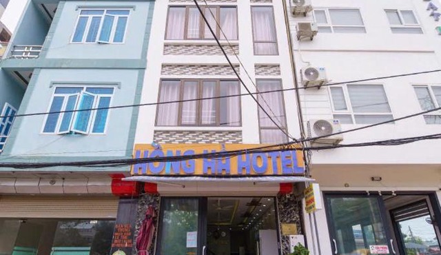 Hồng Hà Hotel