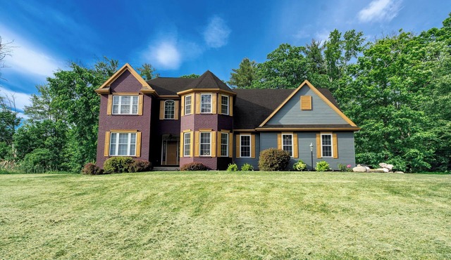 Hera Haven: Pickleball, hot tub, racetrack & lake in Stillwater