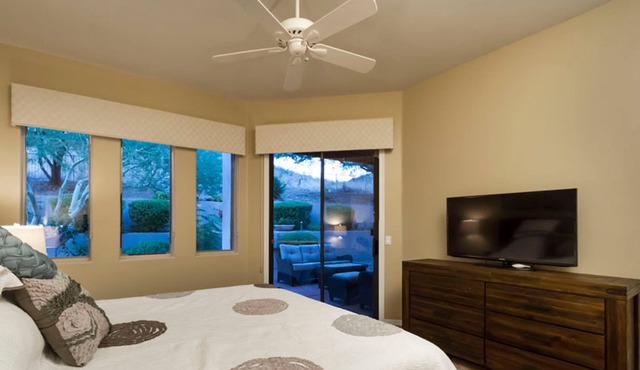 Hidden Oasis 3 BR by Casago in Glendale