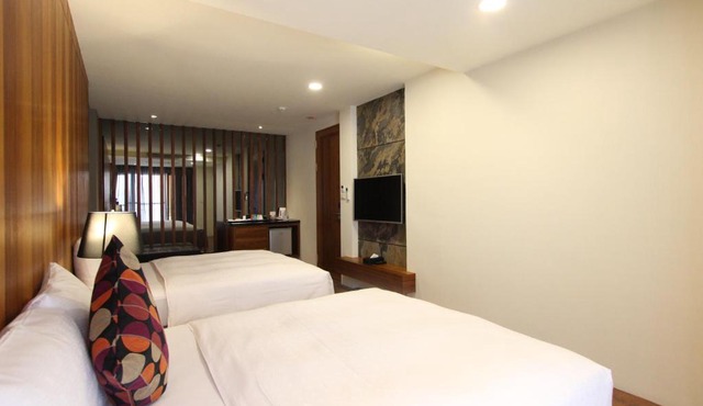 Hido Hostel III