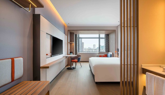 Holiday Inn Express Jiangmen East Station by IHG
