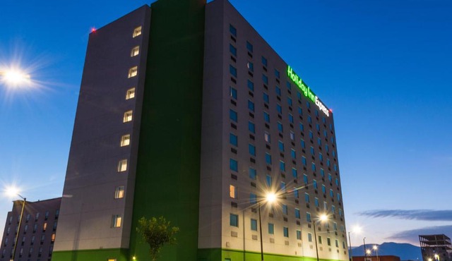 Holiday Inn Express Saltillo Zona Aeropuerto by IHG