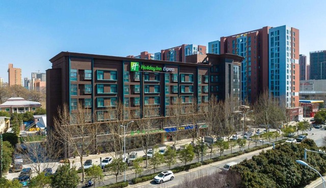 Holiday Inn Express Zhengzhou Guancheng by IHG