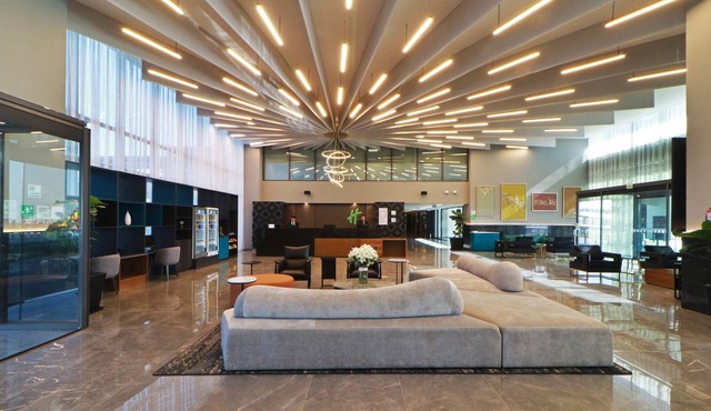 Holiday Inn Hotel and Suites Mexico Felipe Angeles Airport by IHG