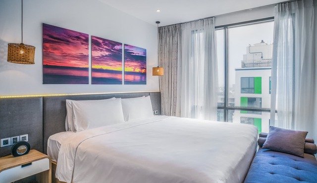 Holiday Inn & Suites Saigon Airport by IHG