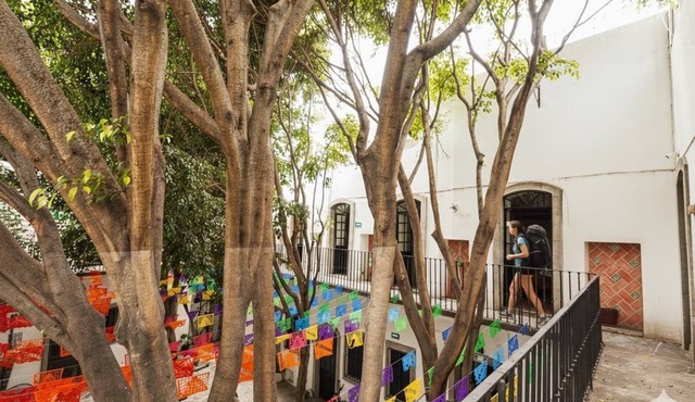 Hostal Hostalgia Casa Zul
