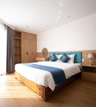 Hotel 12A RAVIE