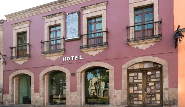 Hotel Casa del Virrey & Suites