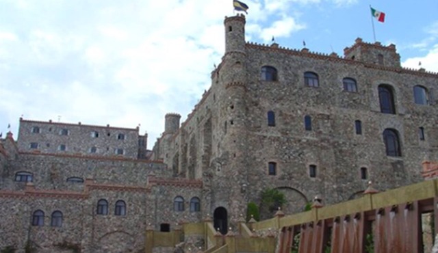 Hotel Castillo Santa Cecilia