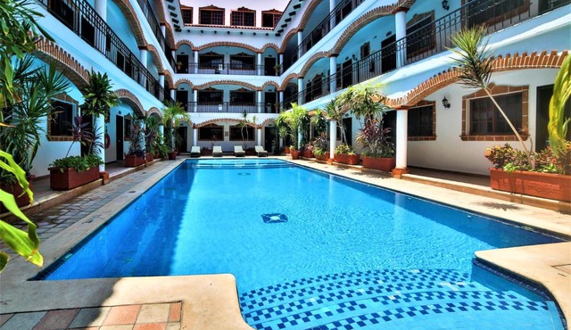 Hotel Colonial Playa del Carmen