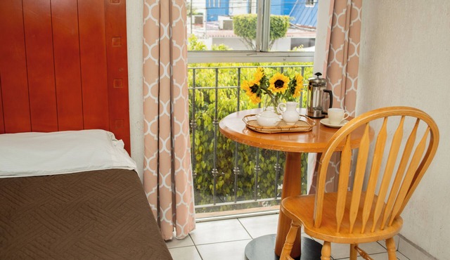 Hotel Colonial Tijuana