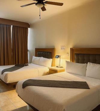 Hotel Grand Lion