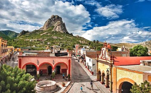 Hotel Guadalupe Bernal, Peña de Bernal