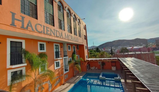 Hotel Hacienda Morales.