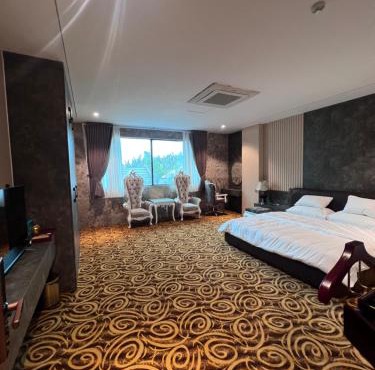 Hotel Hoàng Gia