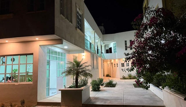 Hotel Leilani