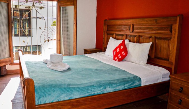 Hotel Zafiro SCC