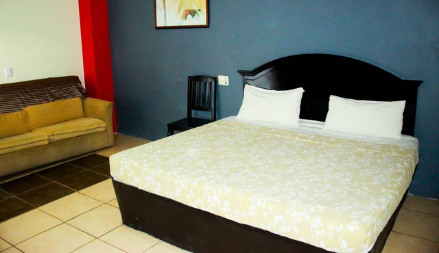 Hotel Pacific