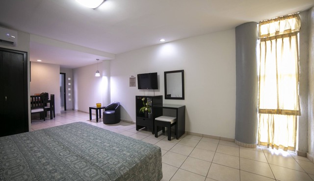 Hotel Rs Suites
