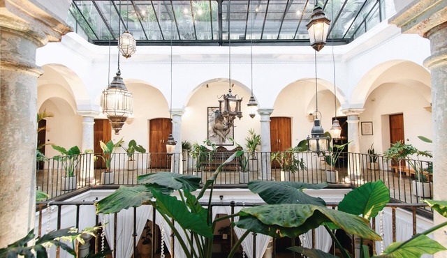Hotel Sin Nombre