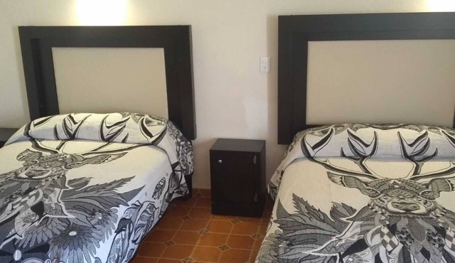 HOTEL SOL Y LUNA