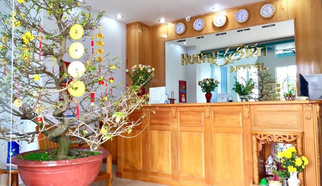 Huong Bien Hotel