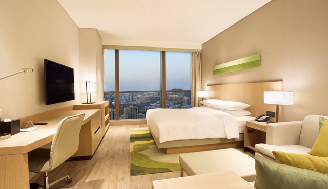 Hyatt Place Sanya City Center