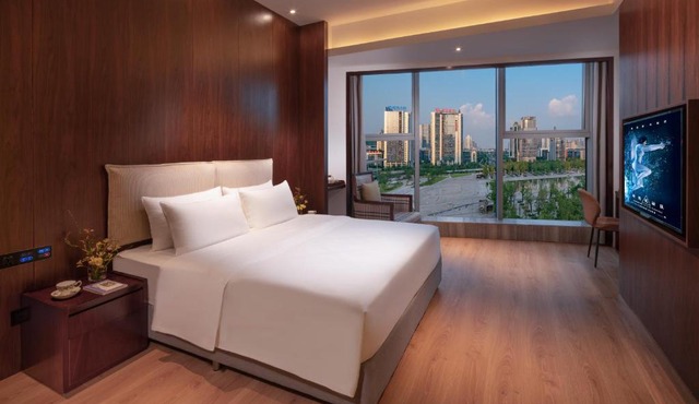 HYGGE Hotel - Chongqing Liangjiang Happiness Plaza & Xingfu Square & GuangdianYuan metro