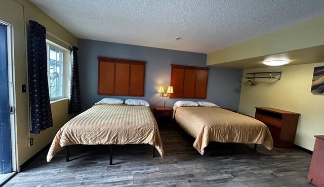 Ideal Longview Stay Near Shopping Centers + Easy Medical Center Access l 2 Rooms in Longview