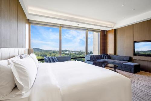 InterContinental Nantong by IHG-Best view of yangtze